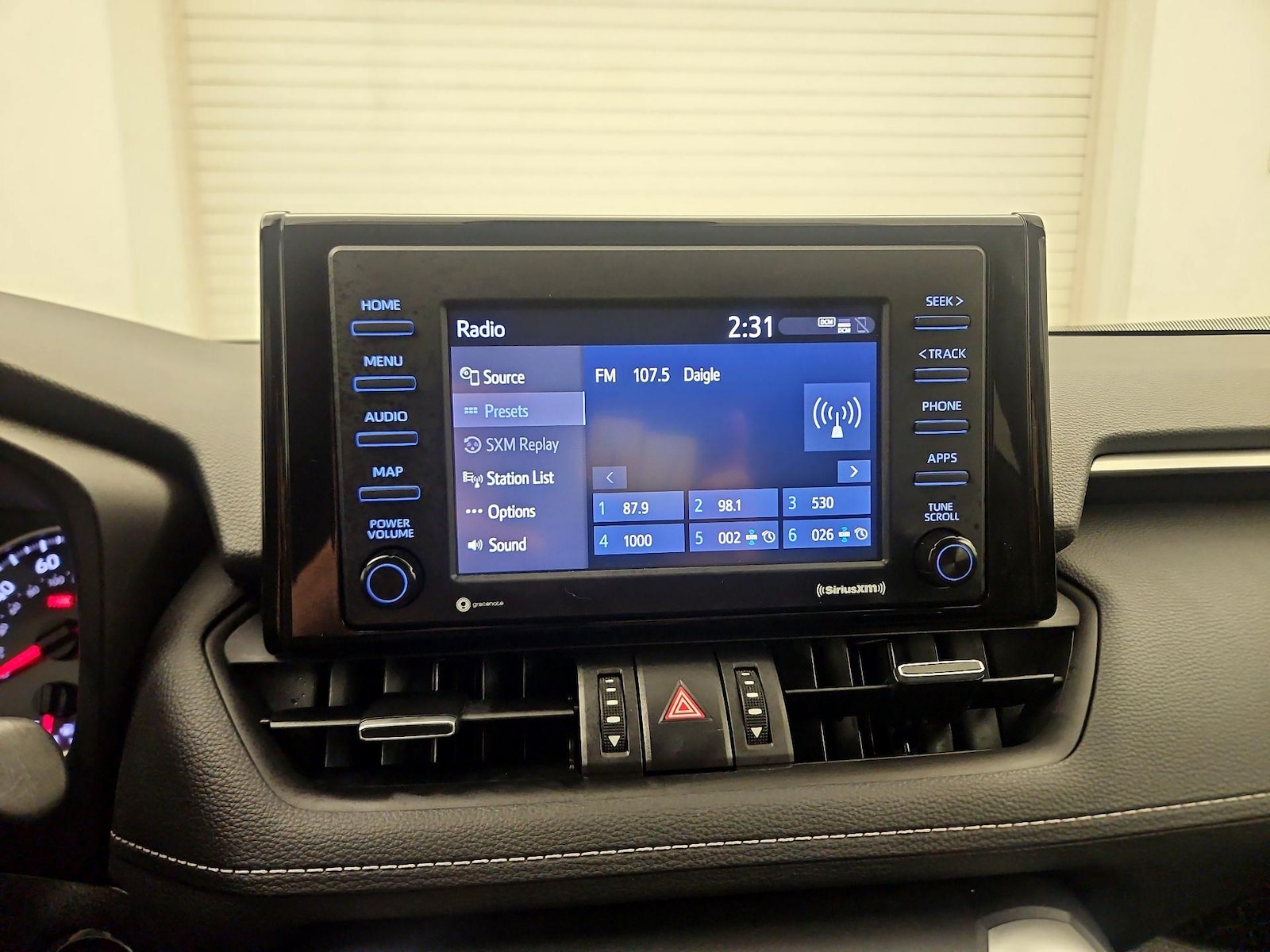 2022 Toyota RAV4 XLE Premium - Photo 16