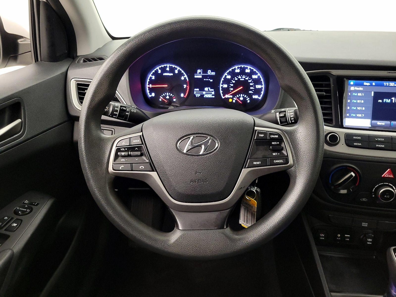 2019 Hyundai Accent SEL - Photo 11