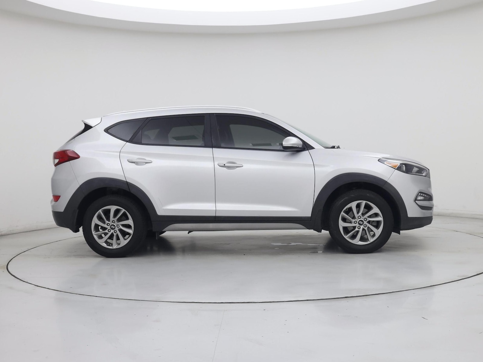 2018 Hyundai Tucson SE Plus - Photo 8