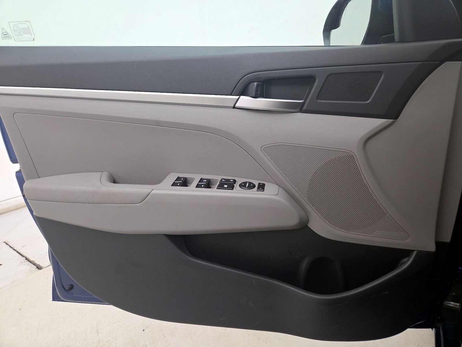 2020 Hyundai Elantra SE - Photo 13