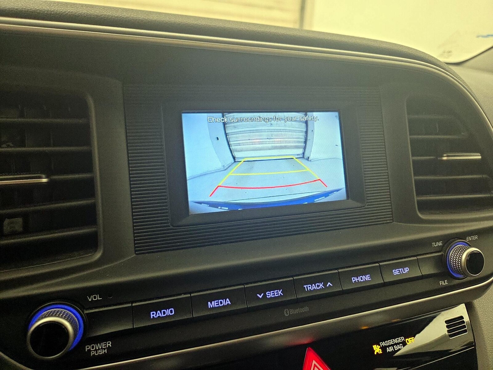 2020 Hyundai Elantra SE - Photo 15