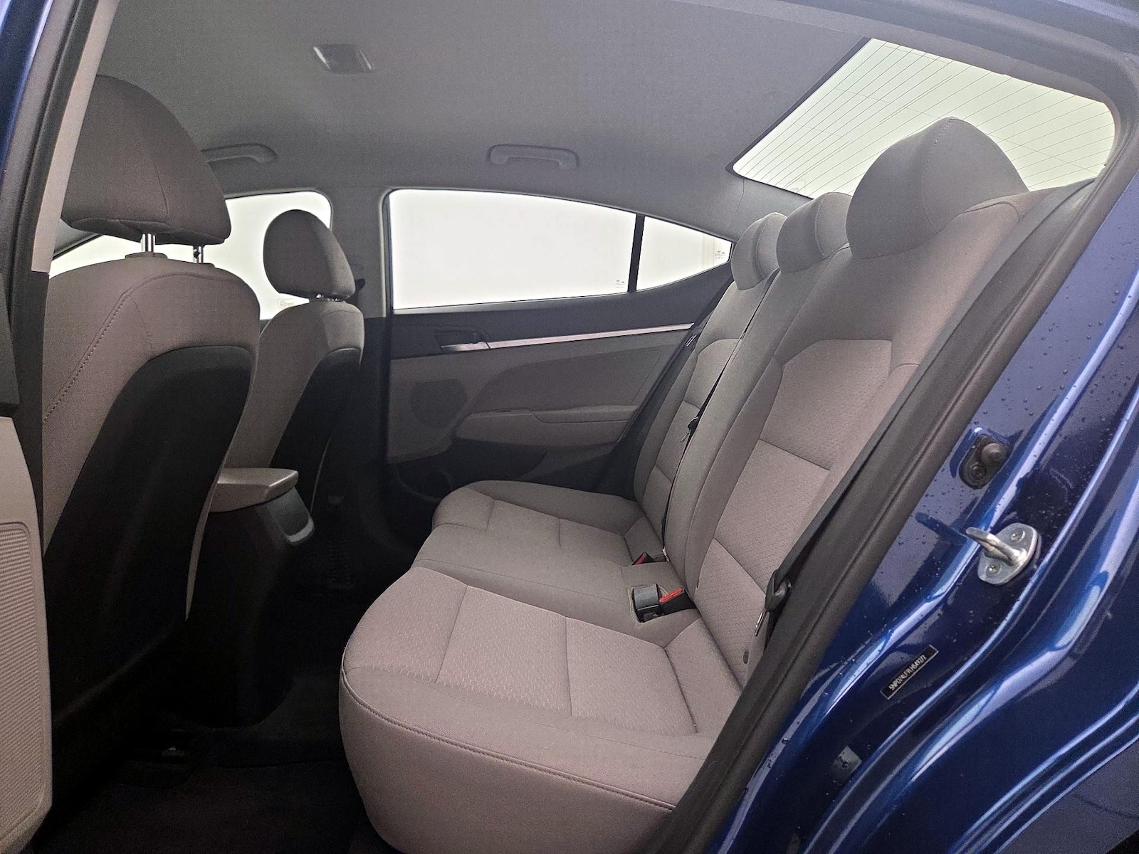 2020 Hyundai Elantra SE - Photo 20