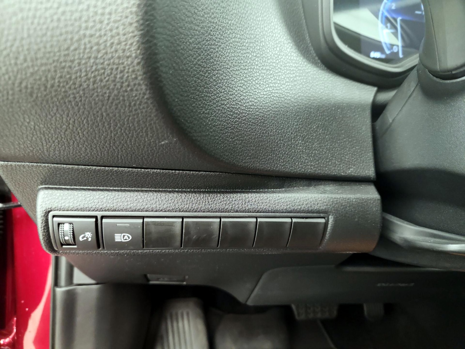 2026 Toyota Corolla LE - Photo 14