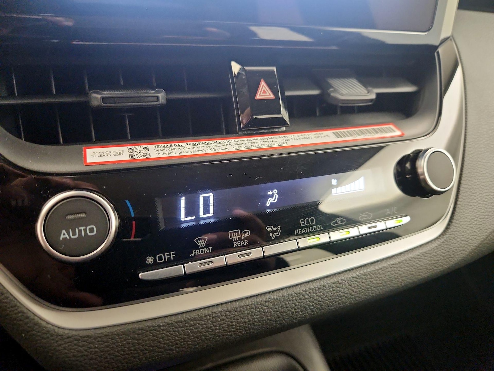 2026 Toyota Corolla LE - Photo 17