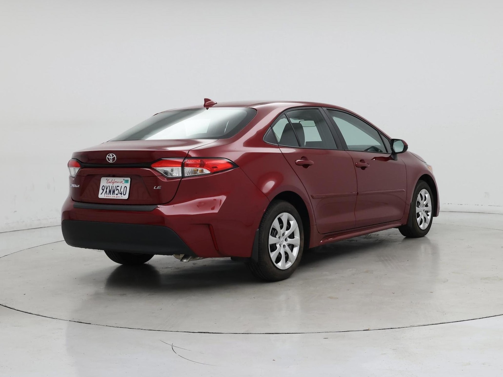 2026 Toyota Corolla LE - Photo 9