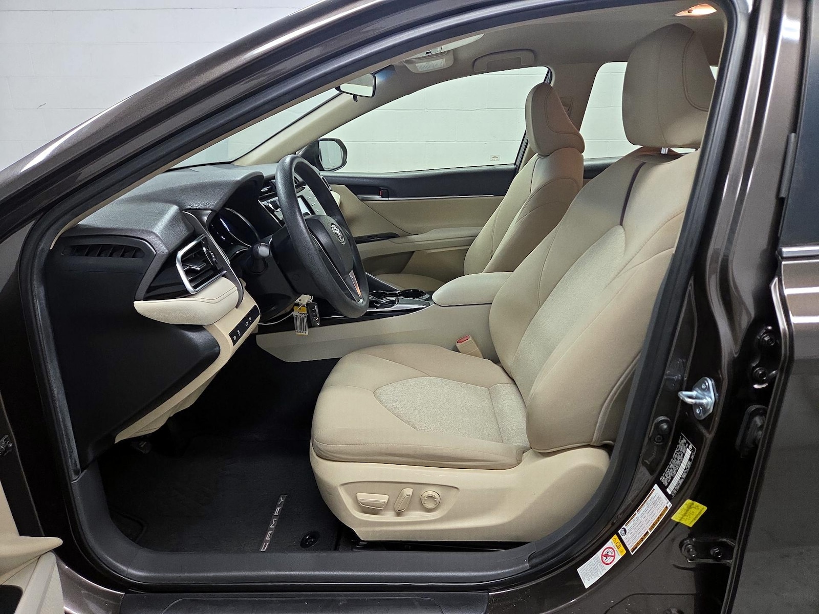 Power Seat(s) & Side Airbags