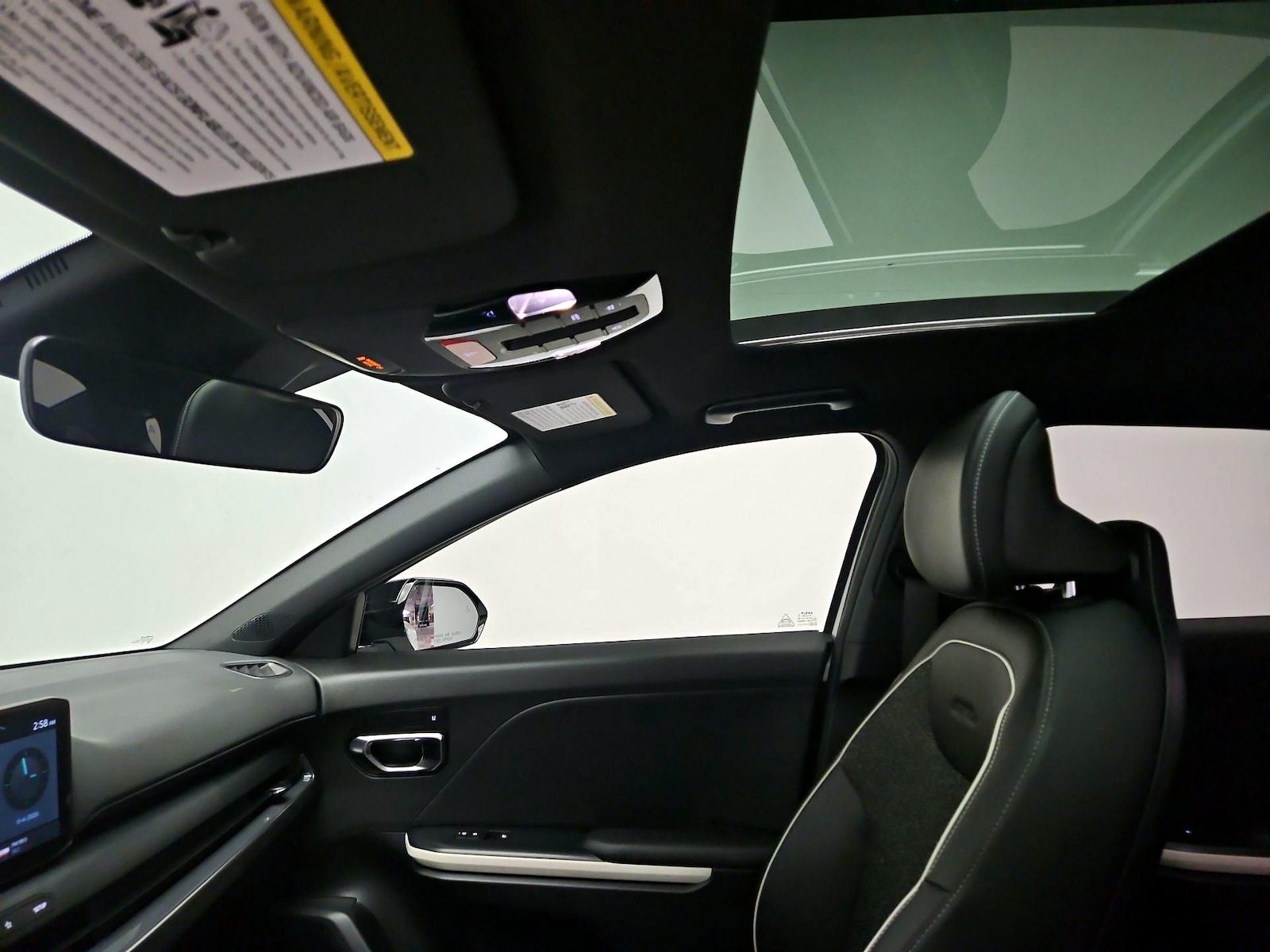 Sunroof(s) & Overhead Airbags