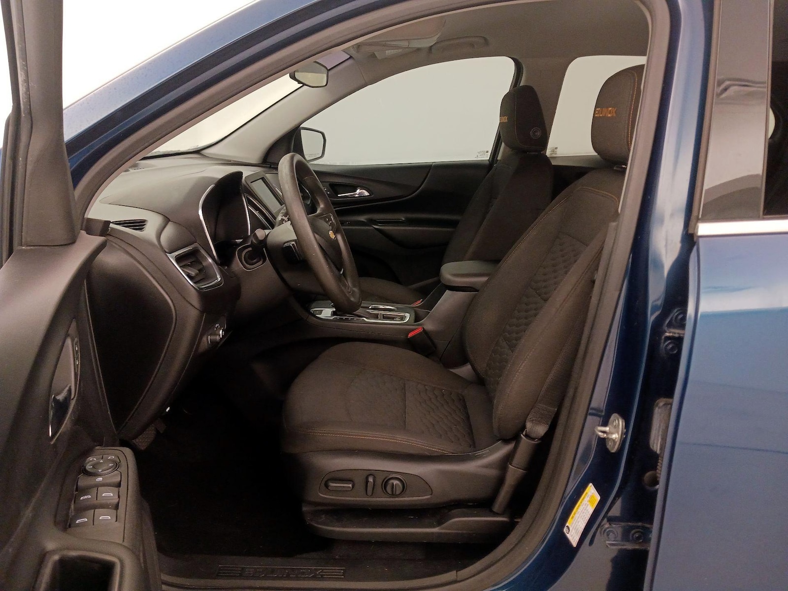 Power Seat(s) & Side Airbags