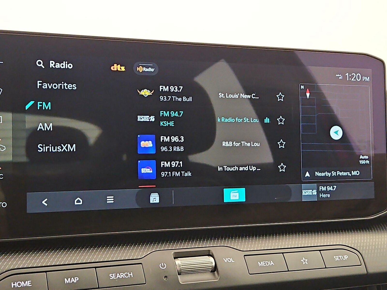 2025 Kia K4 GT-Line - Photo 17