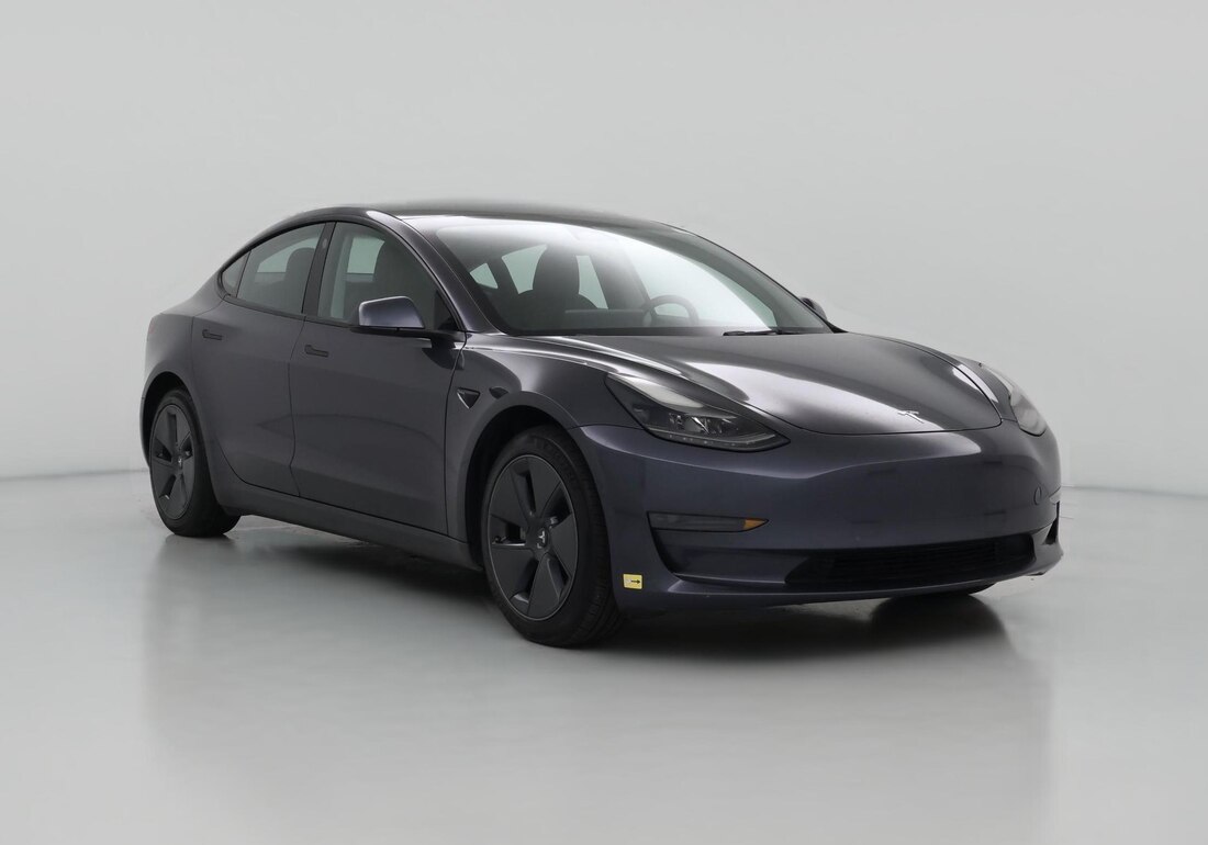 2022 Tesla Model 3 Rear-Wheel Drive in Gray — CarMax photo