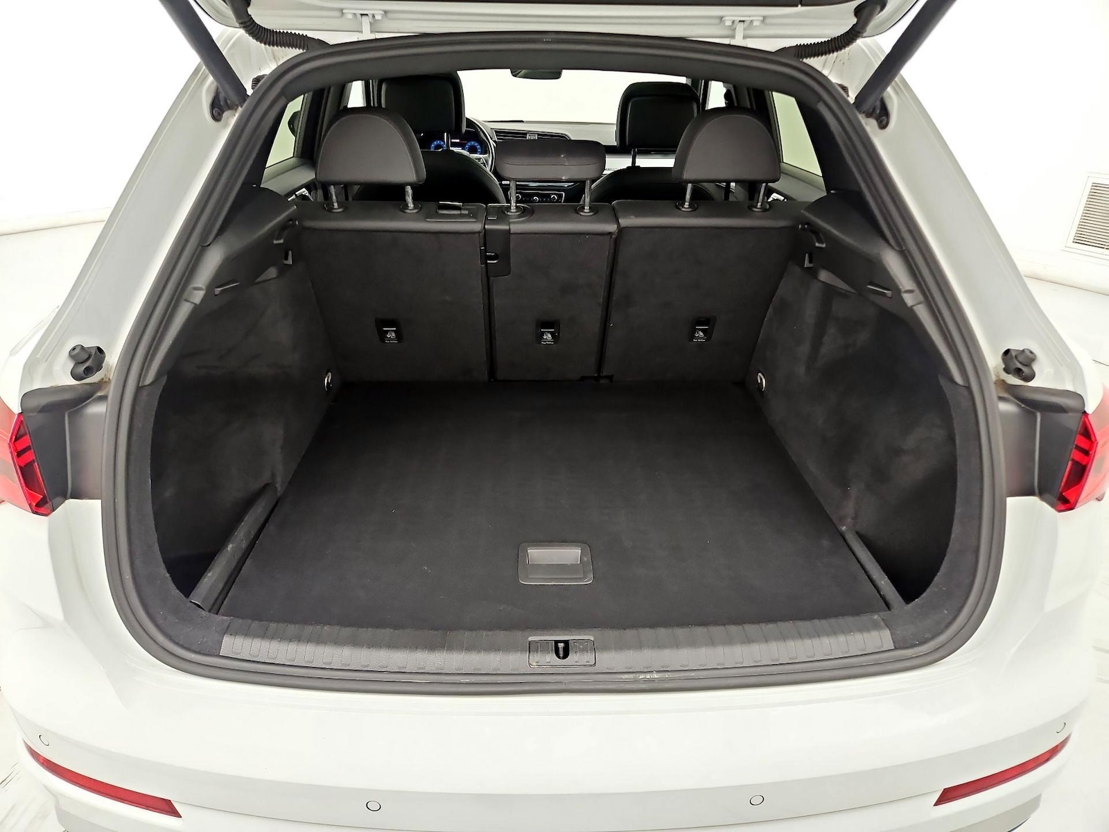 2020 Audi Q3 Premium - Photo 22