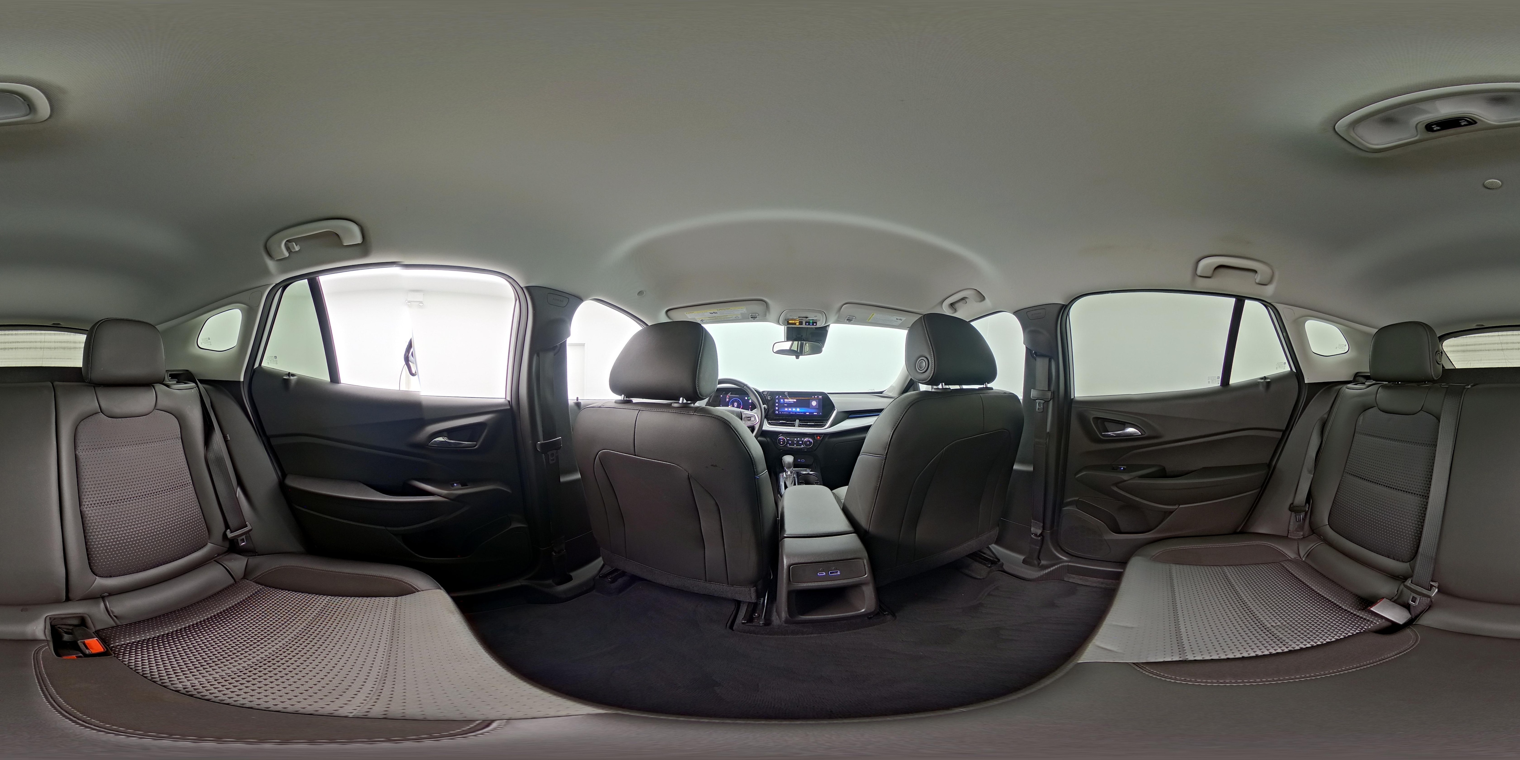 2025 Chevrolet Trax LT - Photo 25