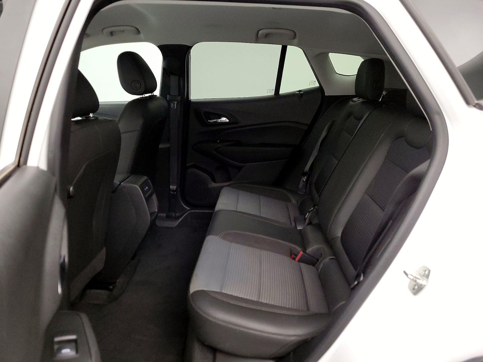 2025 Chevrolet Trax LT - Photo 20