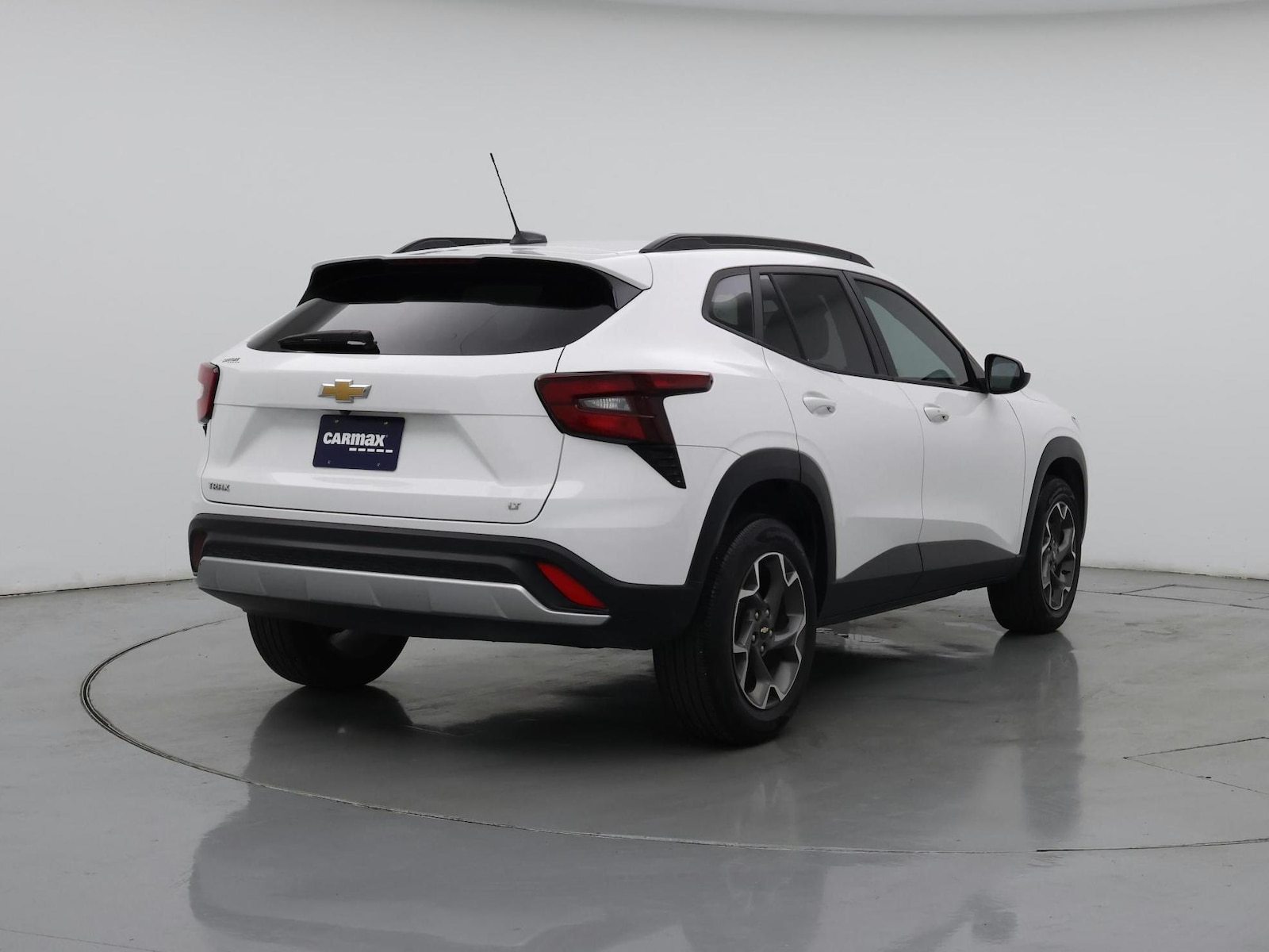 2025 Chevrolet Trax LT - Photo 9