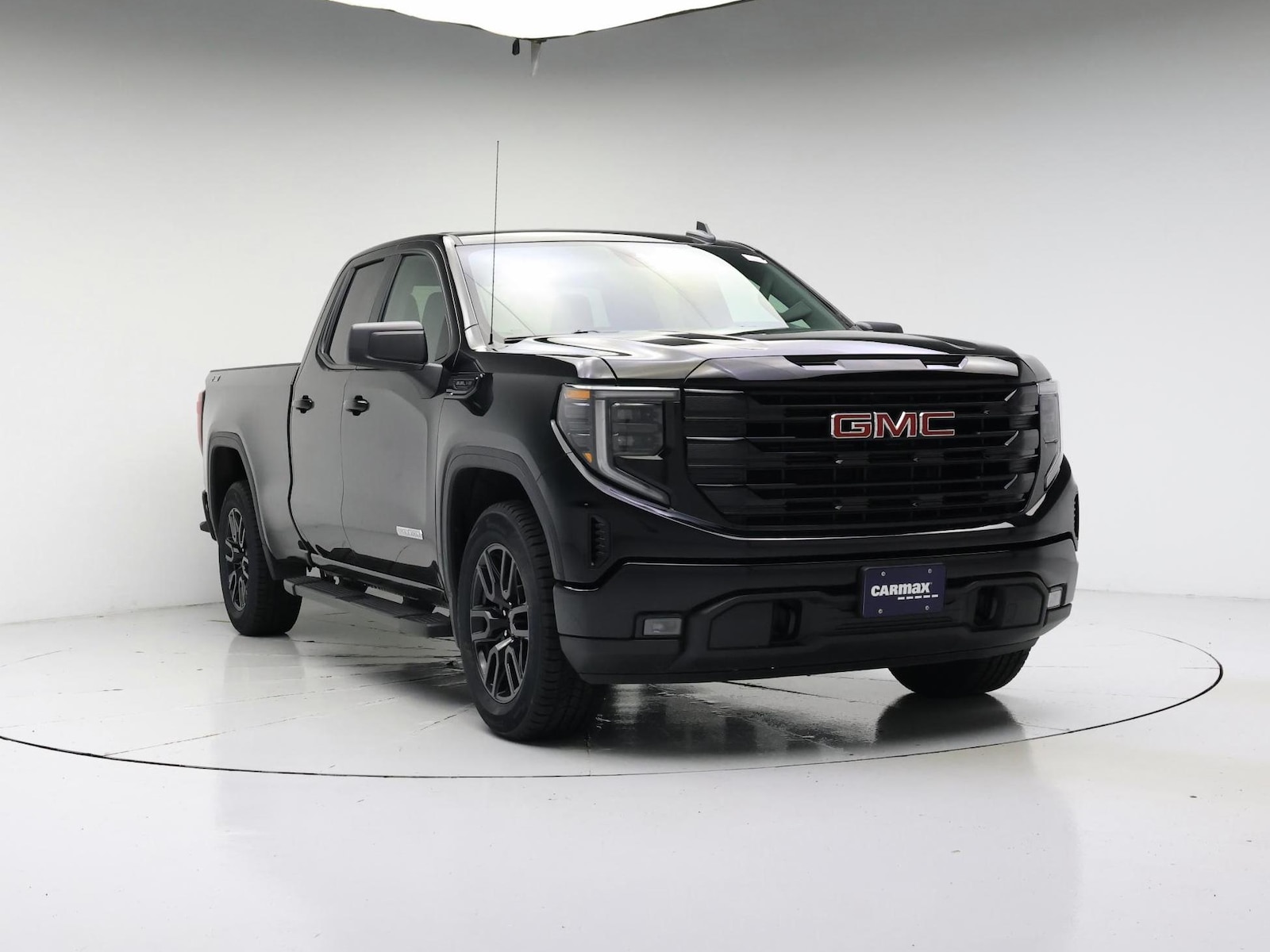 2023 GMC Sierra 1500 Elevation - Photo 2