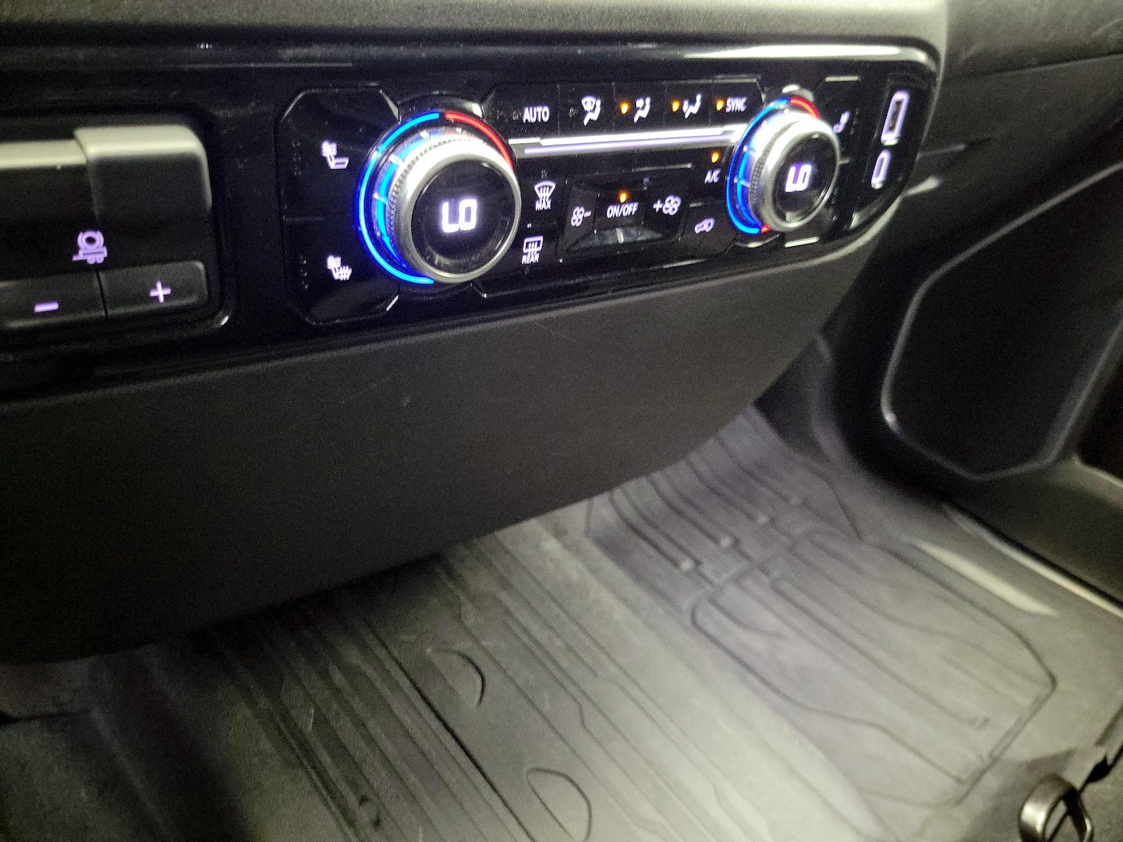 2023 GMC Sierra 1500 Elevation - Photo 18