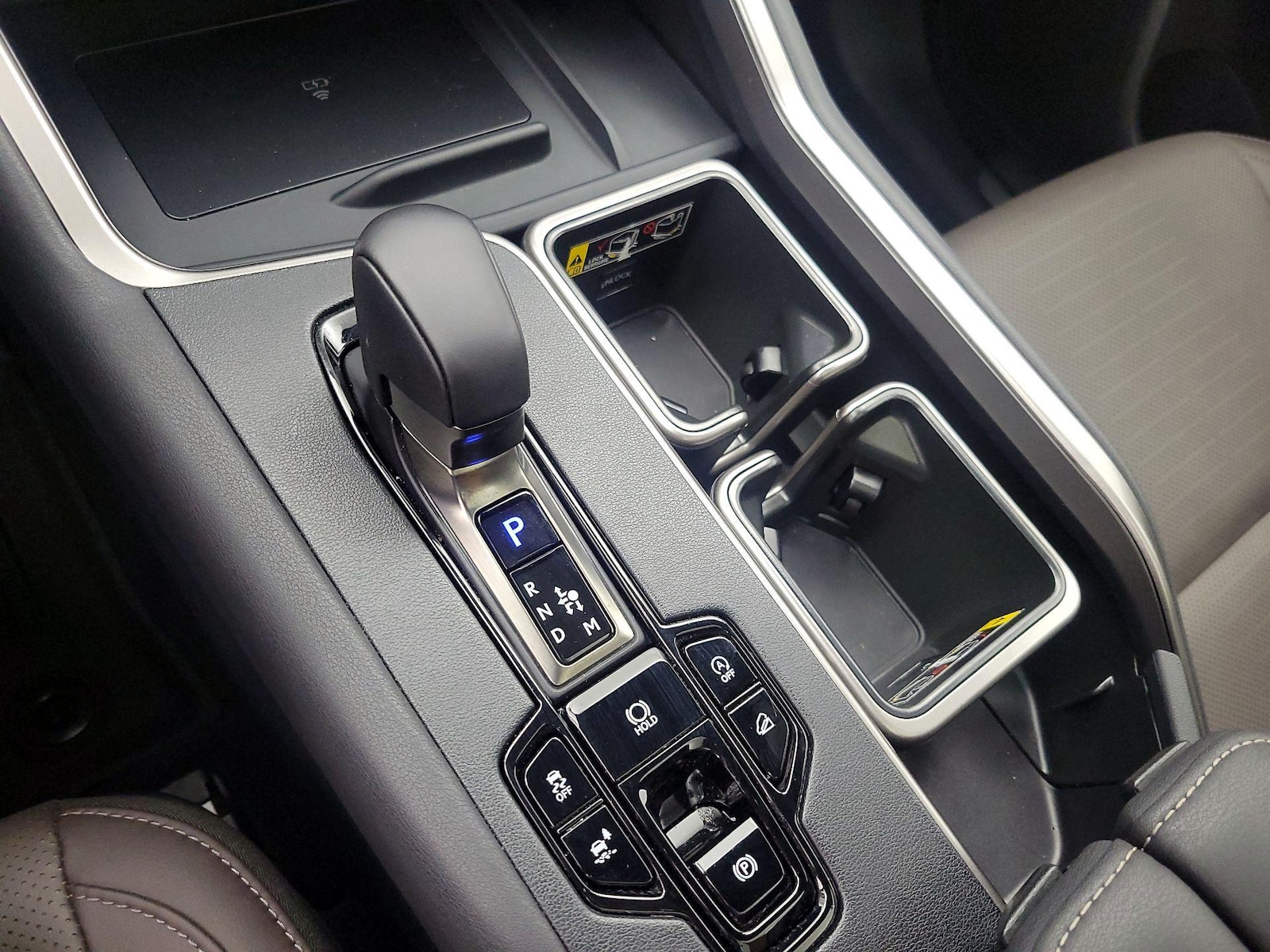 2025 Lexus TX Premium - Photo 18
