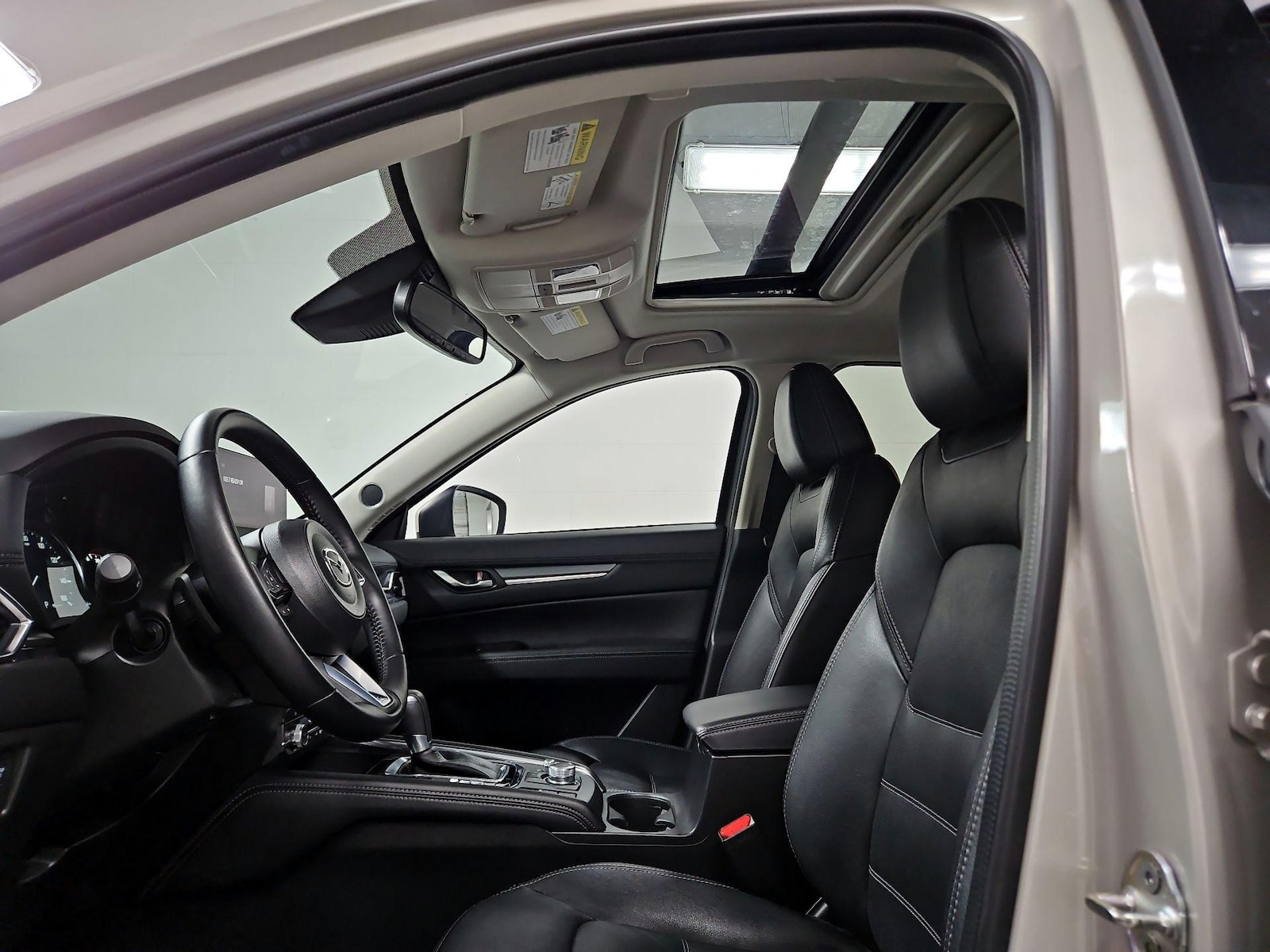Sunroof(s) & Overhead Airbags