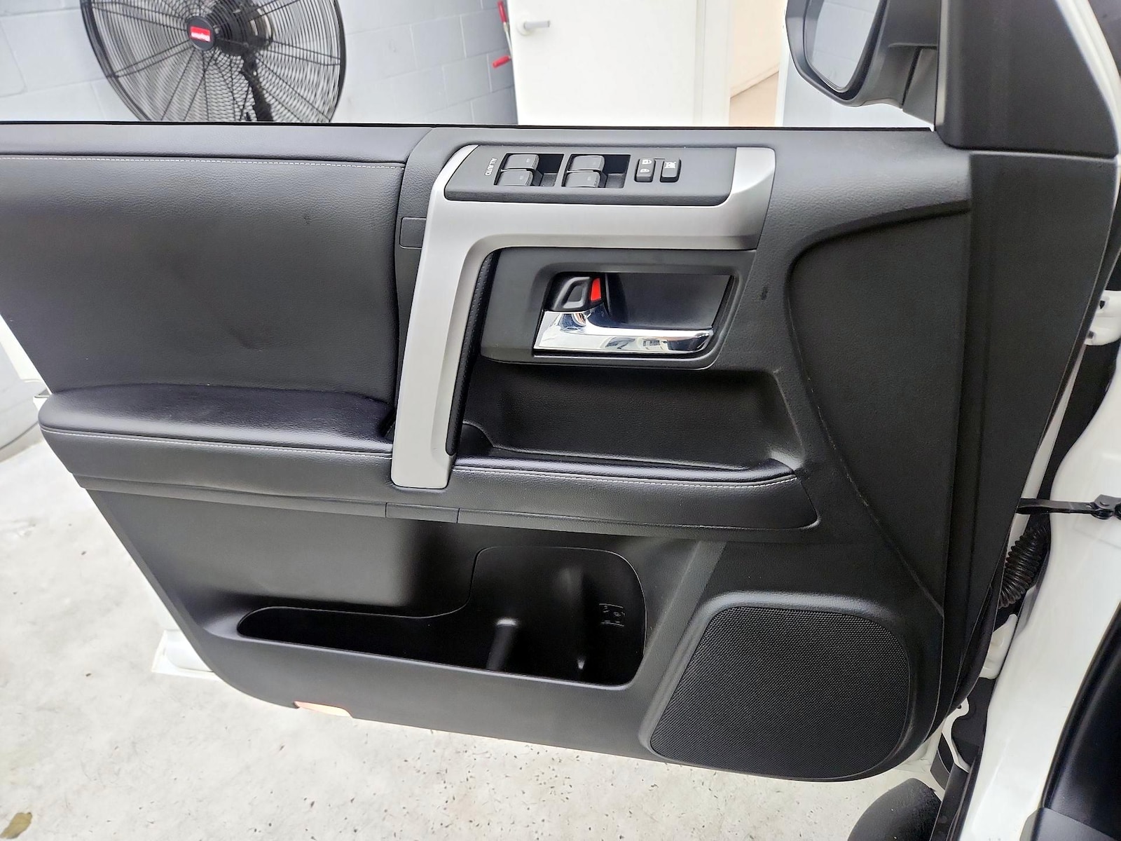 2022 Toyota 4Runner SR5 - Photo 13