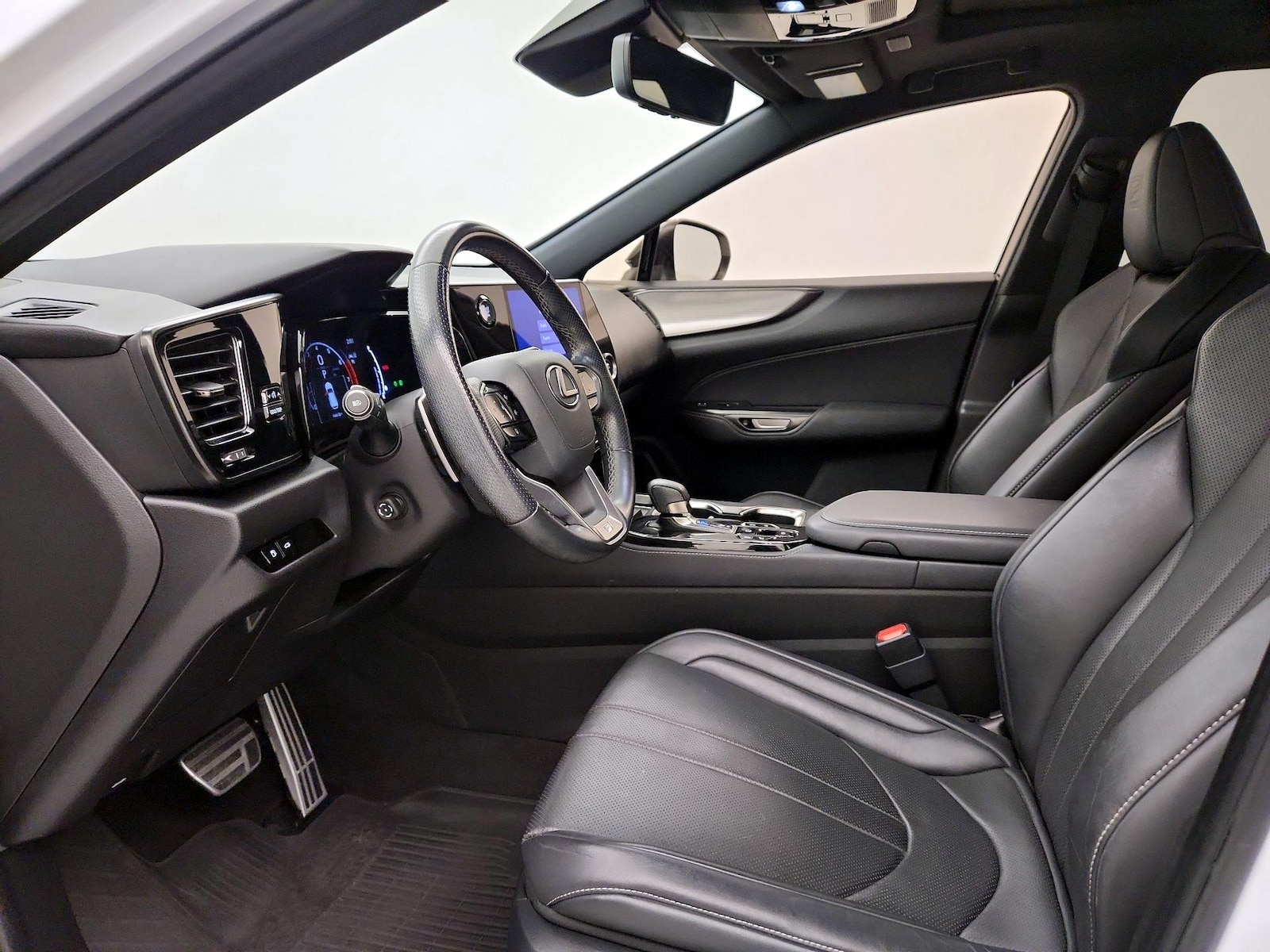 2022 Lexus NX 350 - Photo 12
