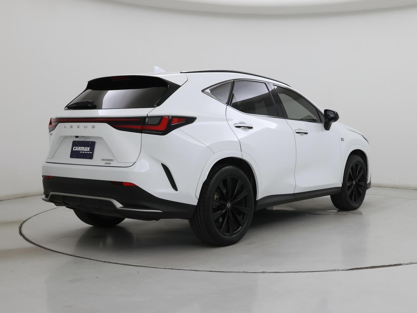 2022 Lexus NX 350 - Photo 9