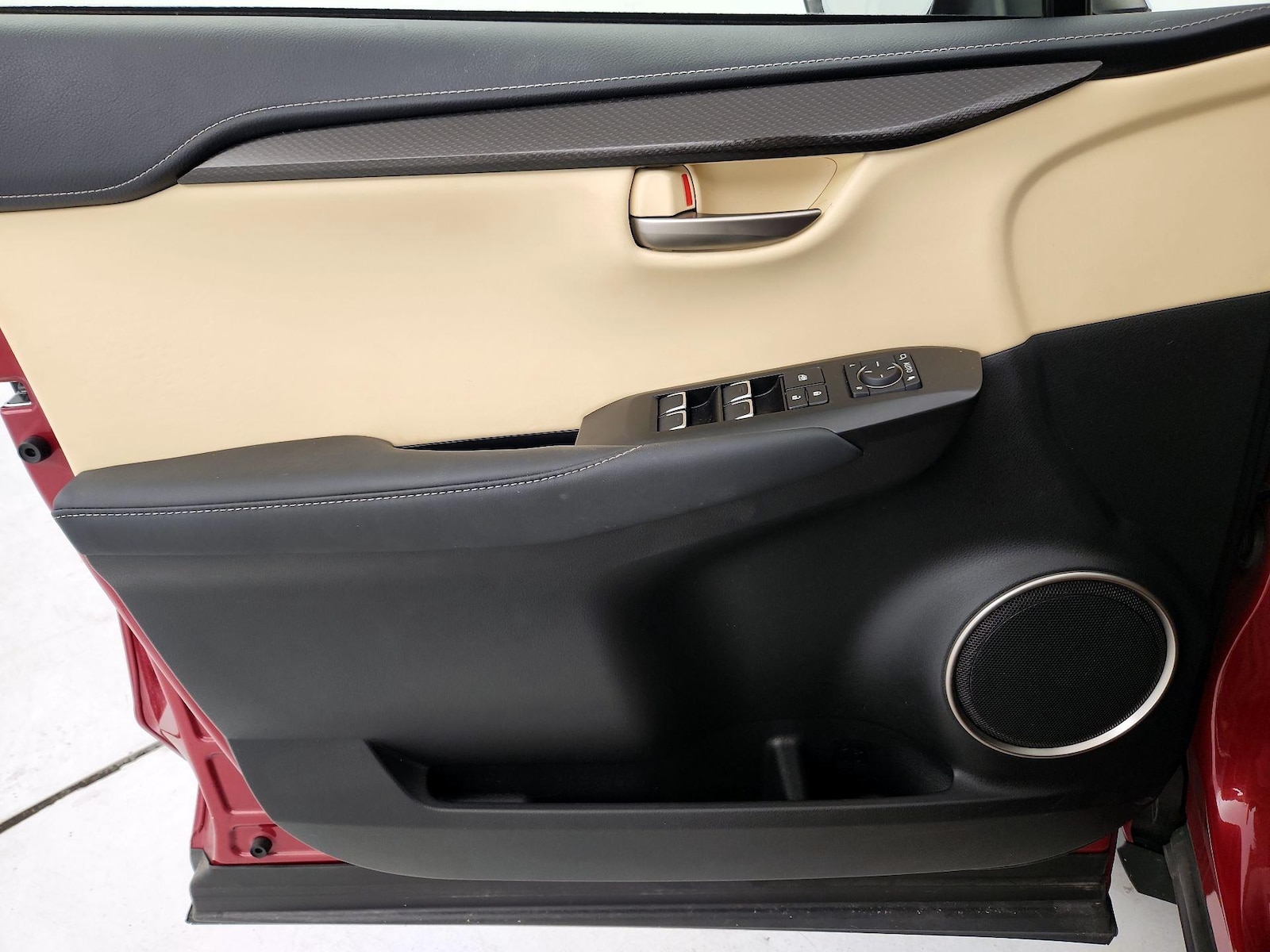 2021 Lexus NX 300 - Photo 11