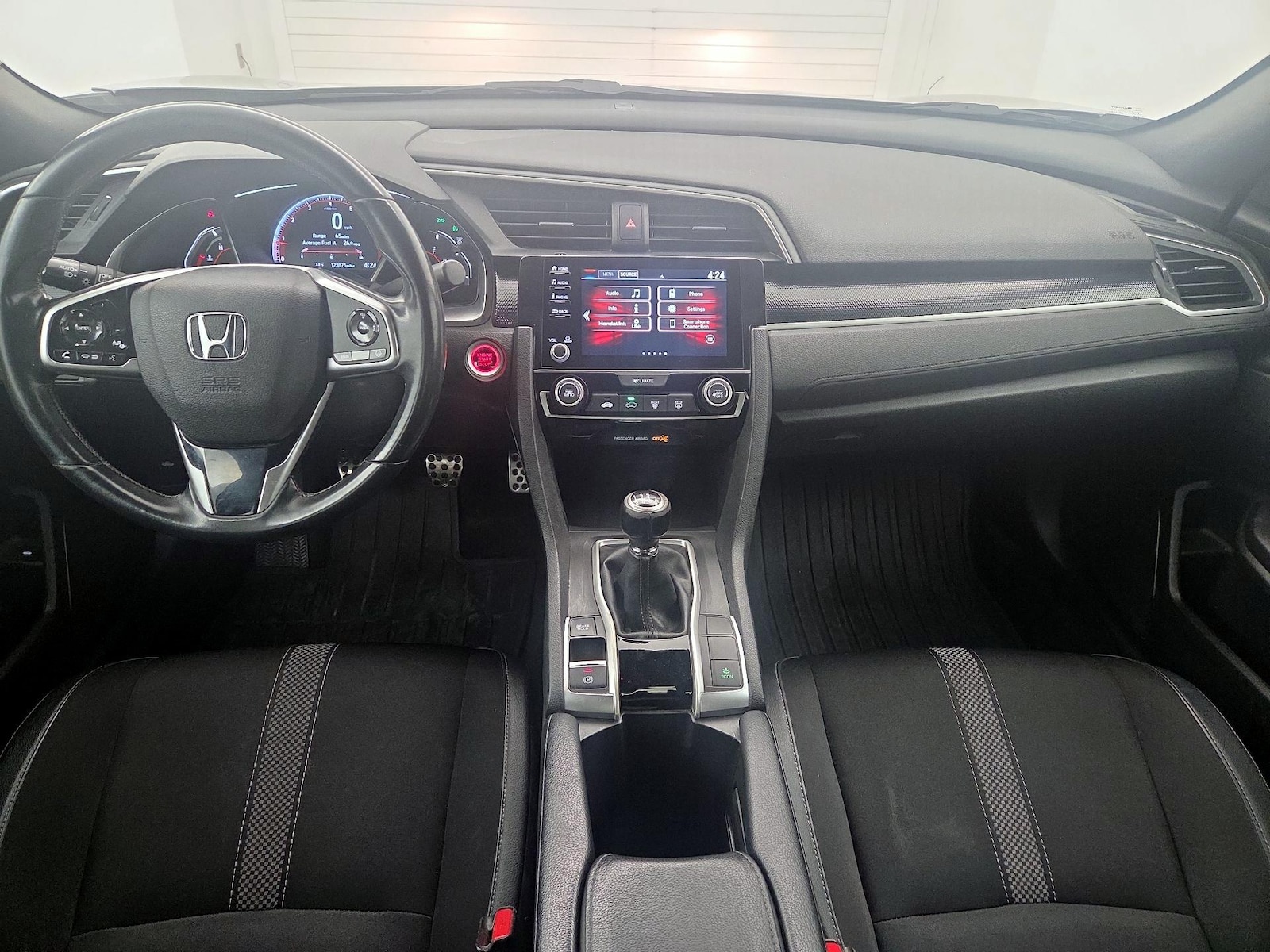 Apple CarPlay® & Android Auto™