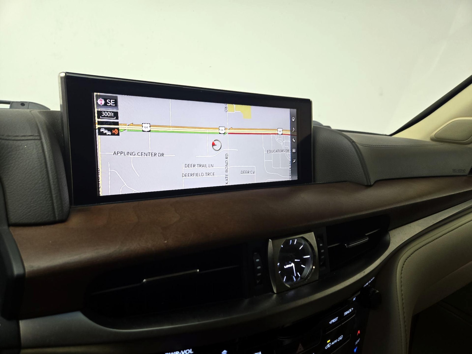 2018 Lexus LX 570, photo 15
