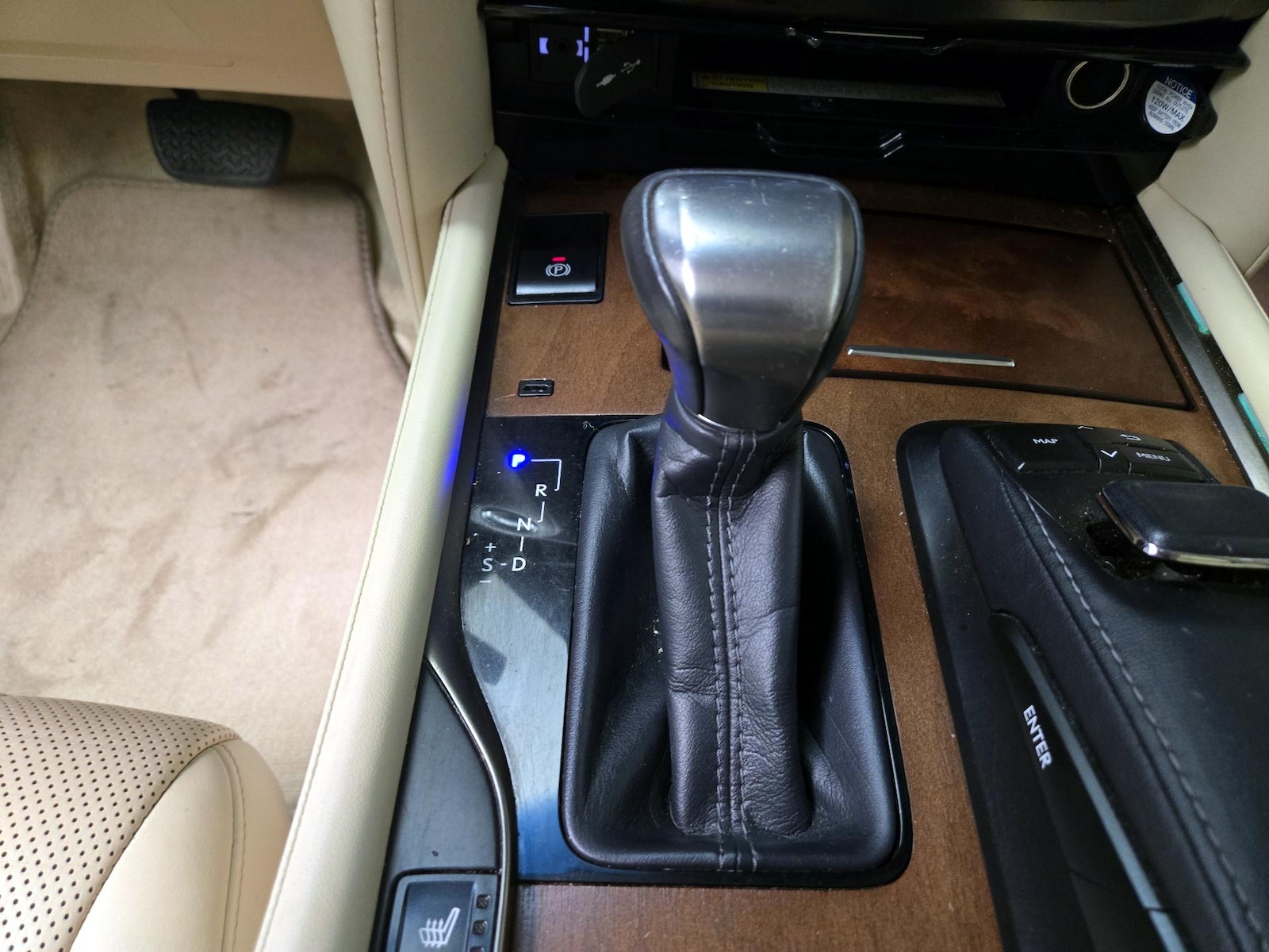 2018 Lexus LX 570, photo 19