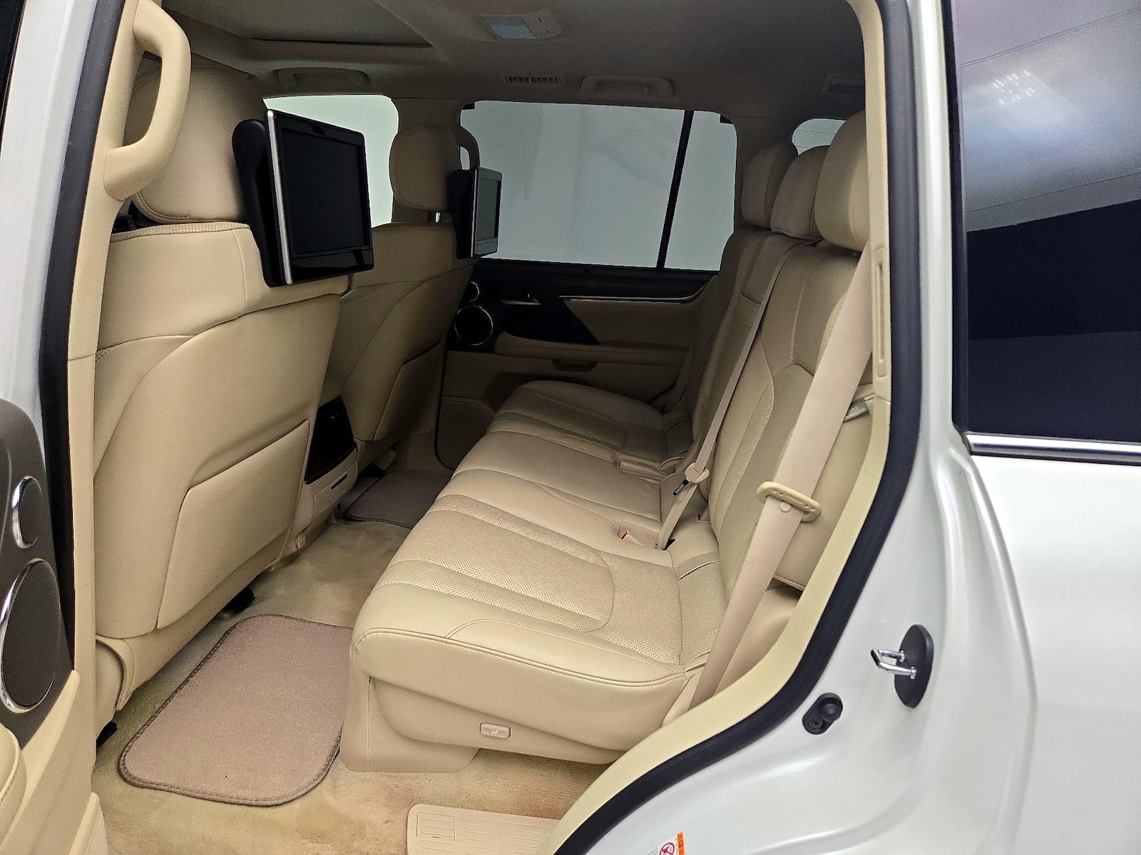 2018 Lexus LX 570, photo 21