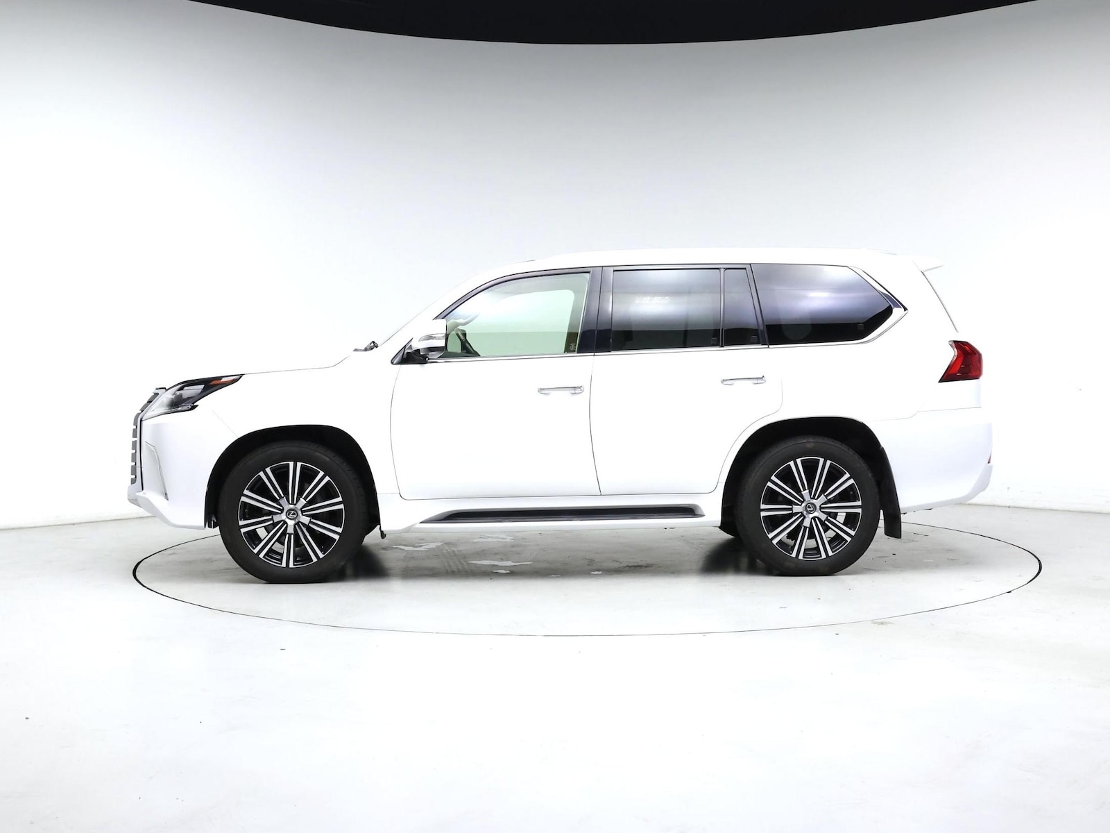 2018 Lexus LX 570, photo 4