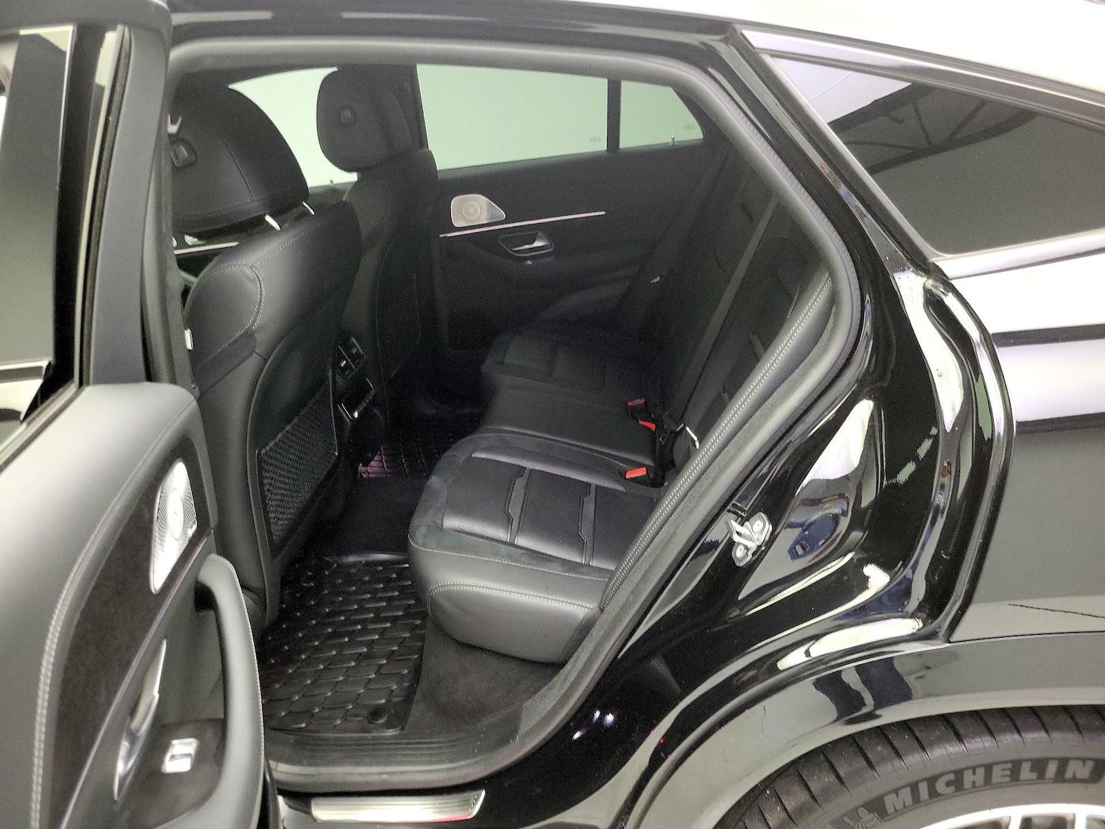 Rear Air Conditioning
