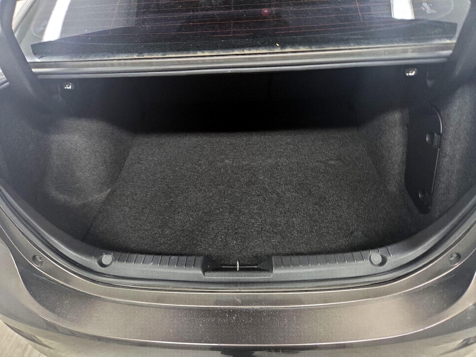 2016 Mazda MAZDA3 i Touring - Photo 17