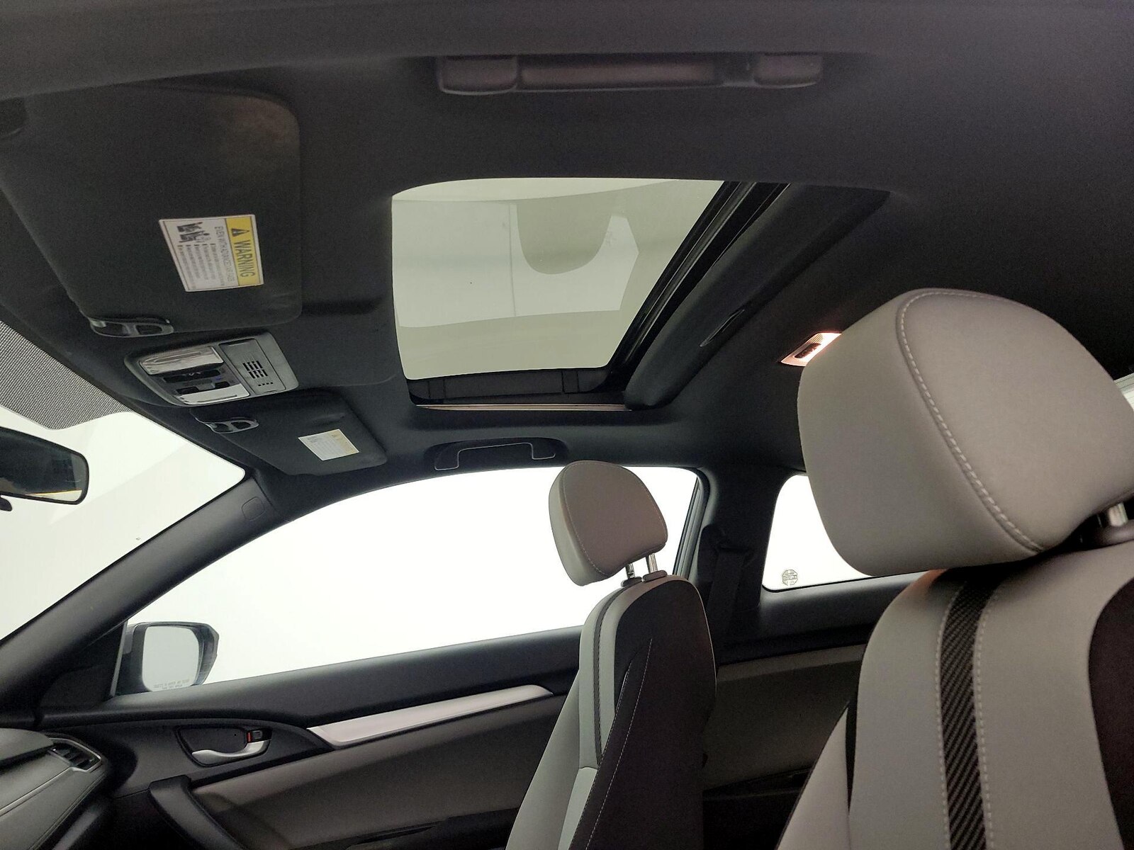 Sunroof(s) & Overhead Airbags