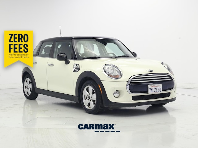 White 2015 MINI Cooper Hatchback Automatic