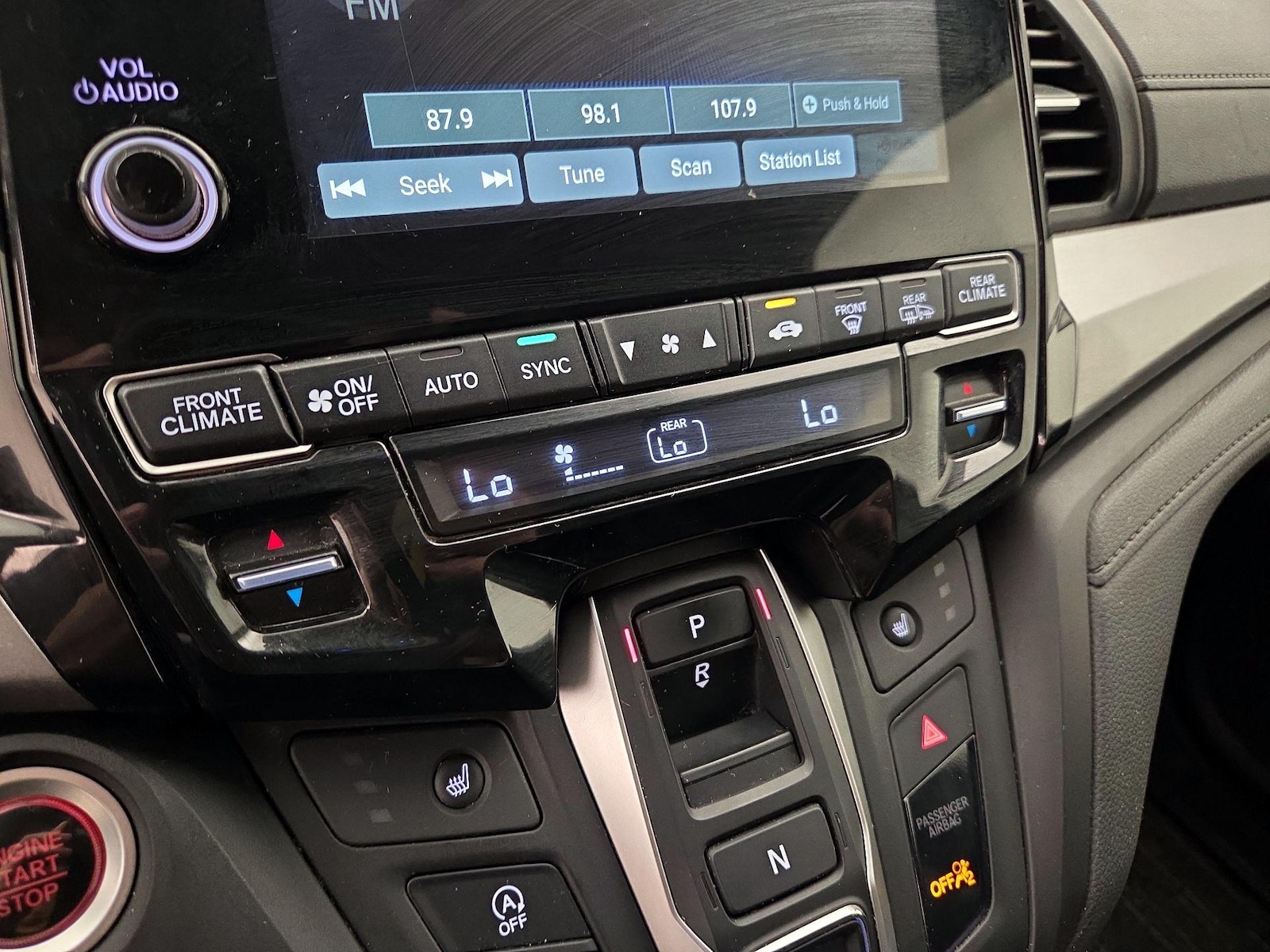 2023 Honda Odyssey EX-L - Photo 17