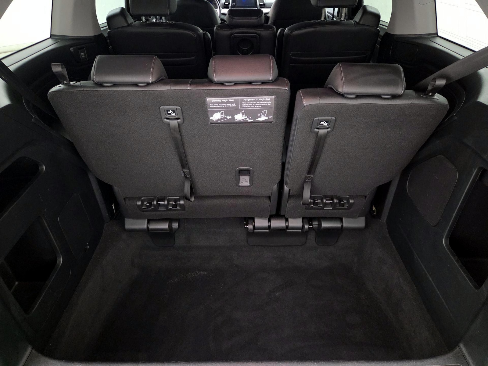 2023 Honda Odyssey EX-L - Photo 23