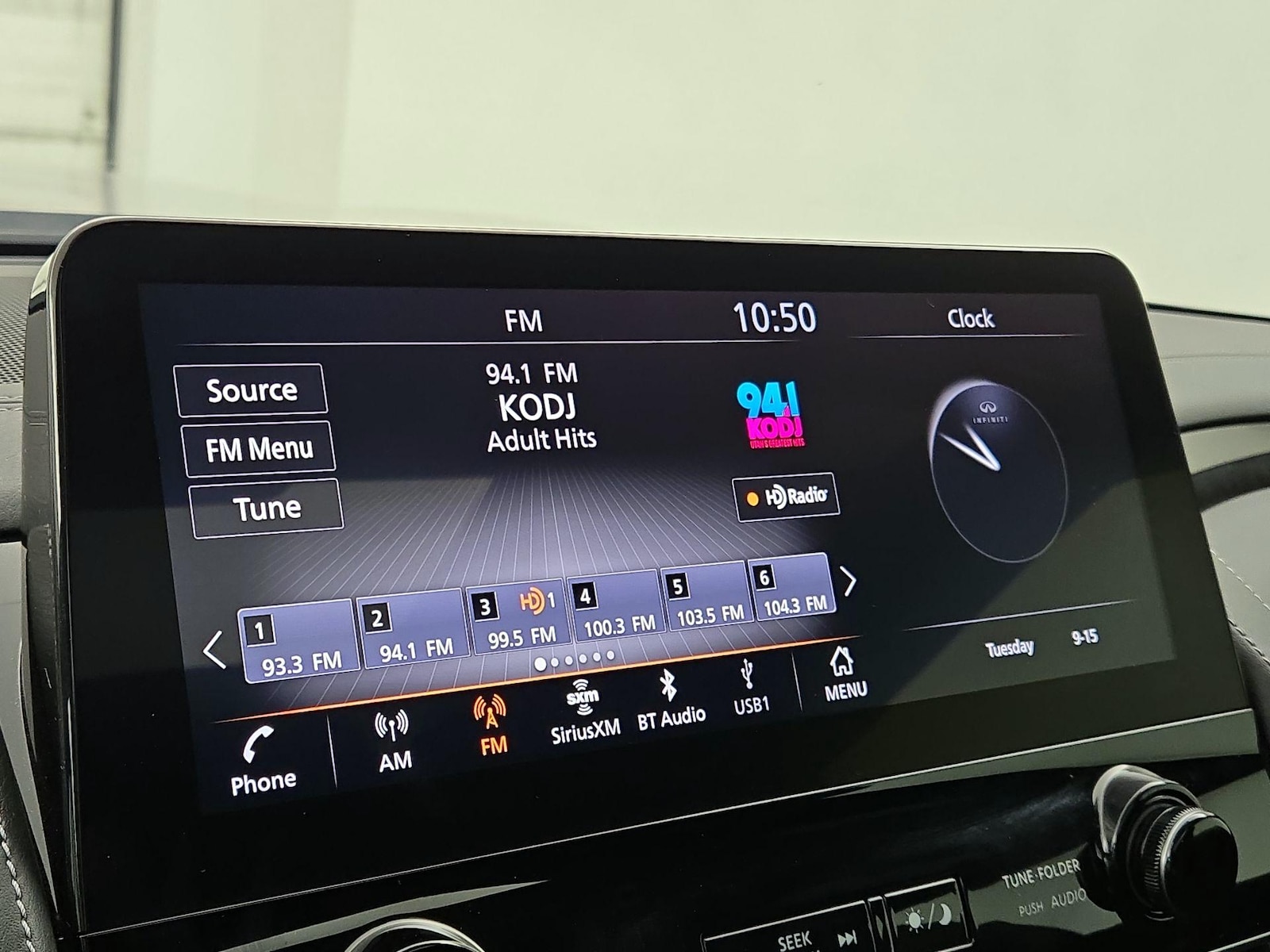 2023 INFINITI QX80 Sensory 4WD - Photo 17
