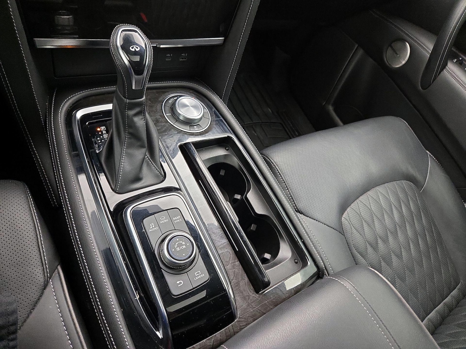 2023 INFINITI QX80 Sensory 4WD - Photo 19