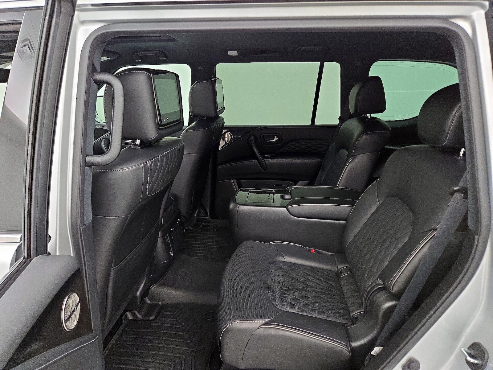 2023 INFINITI QX80 Sensory 4WD - Photo 22