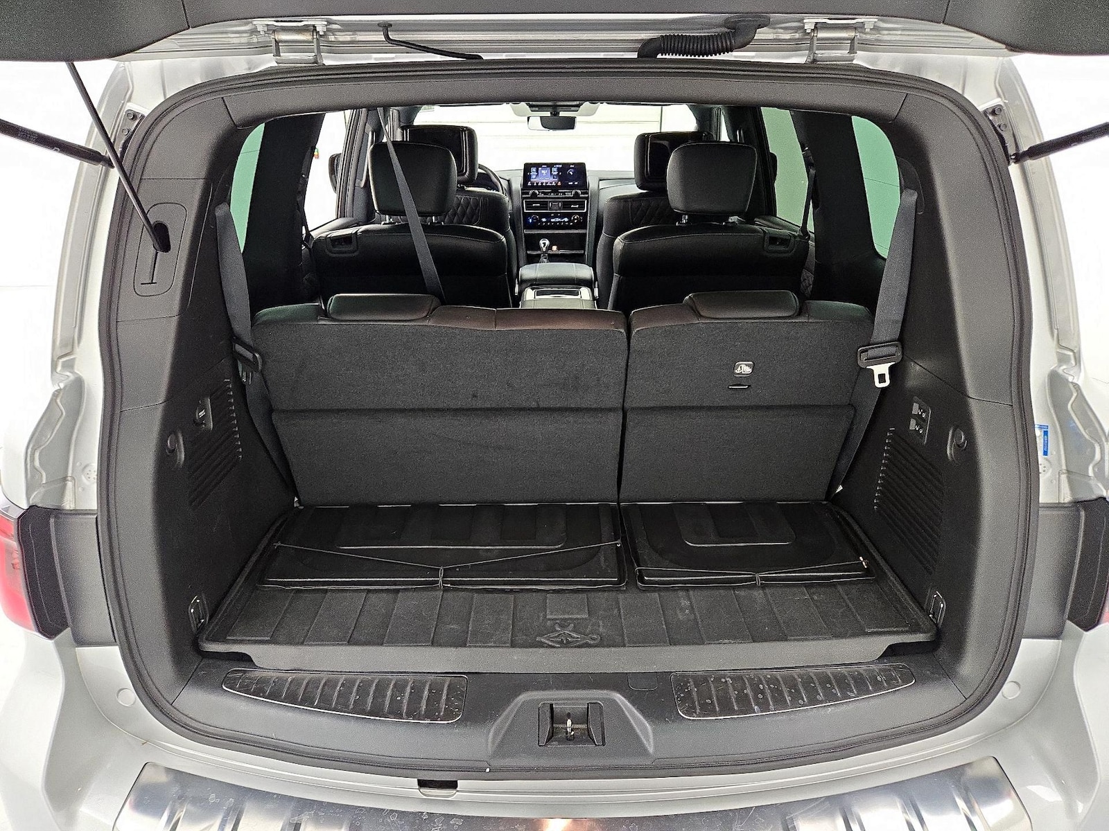 2023 INFINITI QX80 Sensory 4WD - Photo 24