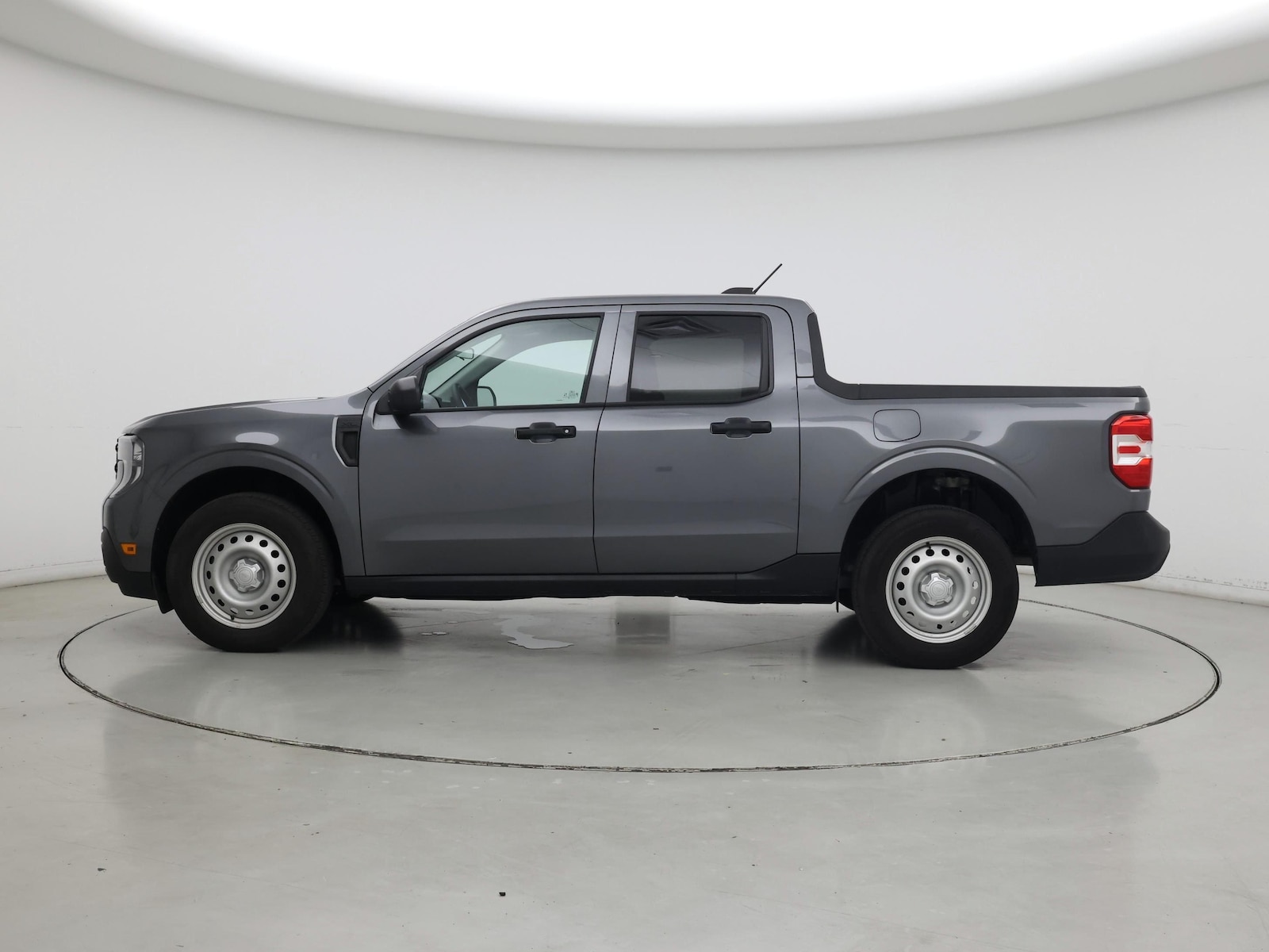 2025 Ford Maverick XL - Photo 4