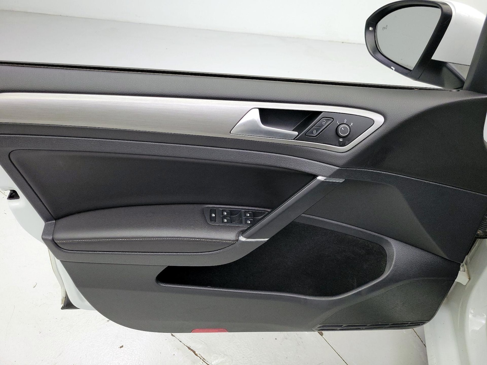 2017 Volkswagen Golf S - Photo 13