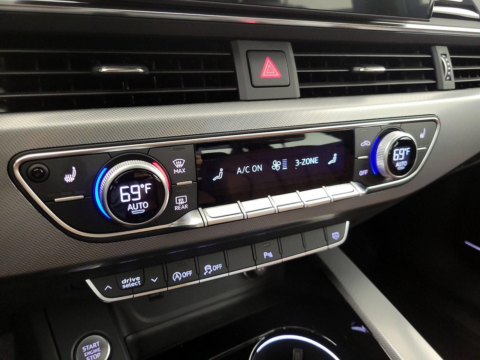 2024 Audi A4 Premium Plus - Photo 17