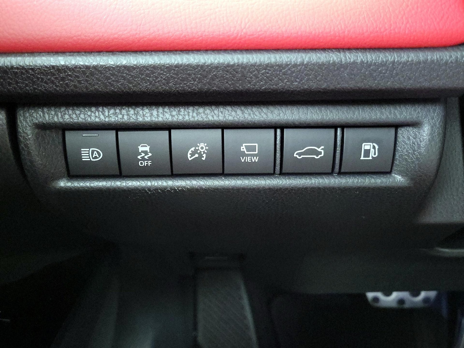 2026 Toyota Camry XSE - Photo 14