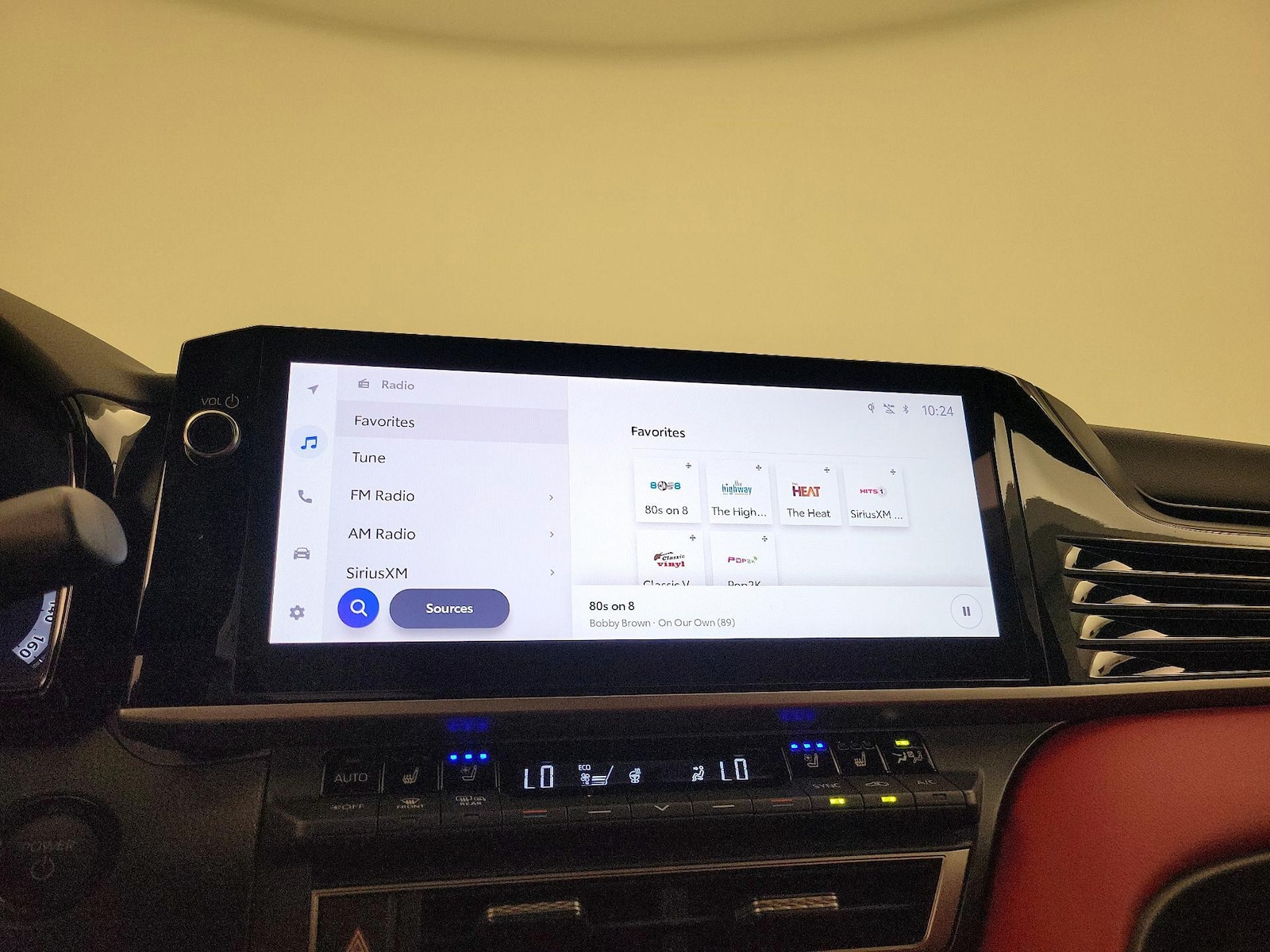 2026 Toyota Camry XSE - Photo 16