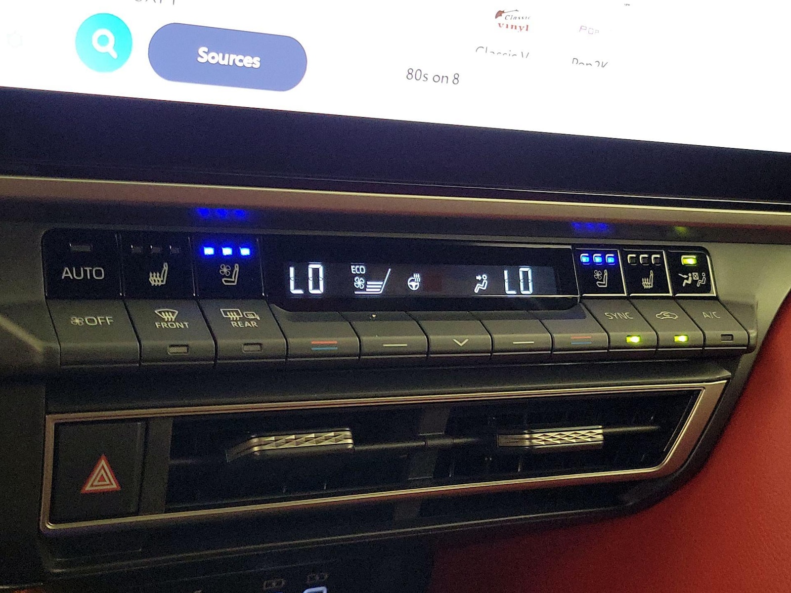 2026 Toyota Camry XSE - Photo 17