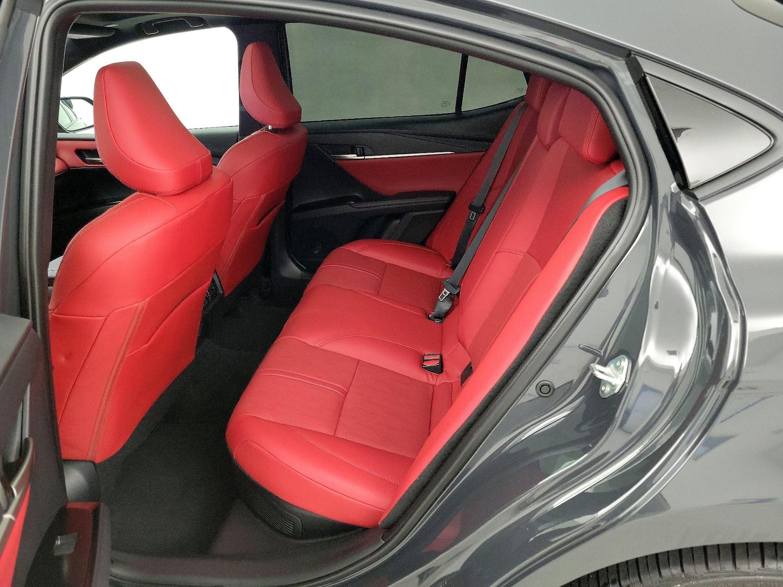 2026 Toyota Camry XSE - Photo 21