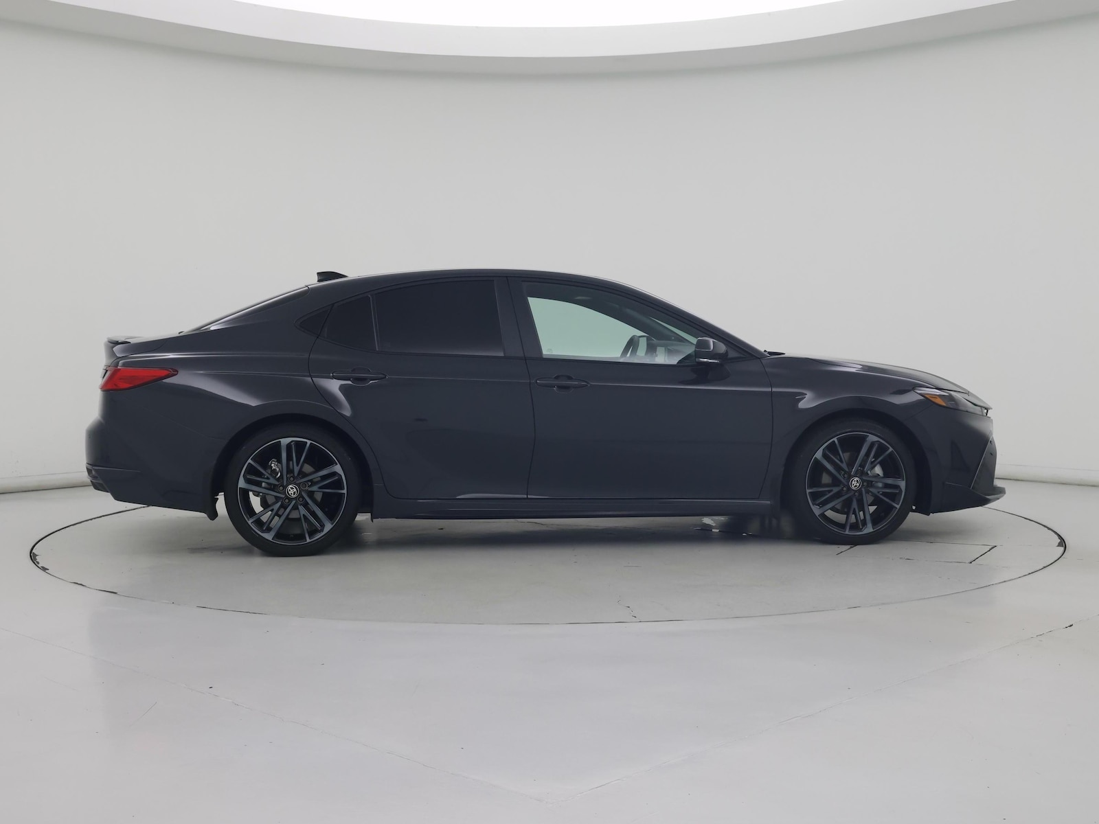2026 Toyota Camry XSE - Photo 8