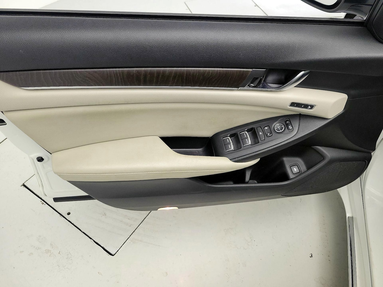2018 Honda Accord Touring - Photo 13